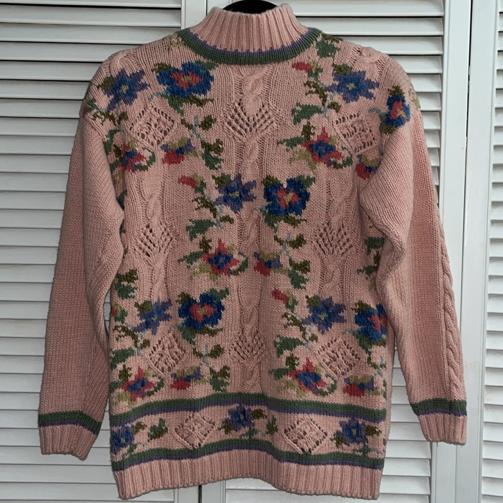 Vintage floral mock neck heavy knit sweater